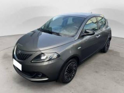 usato LANCIA Ypsilon