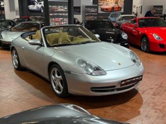 996