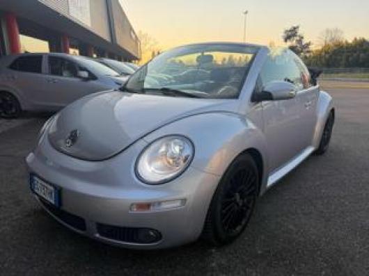 usato VOLKSWAGEN New Beetle