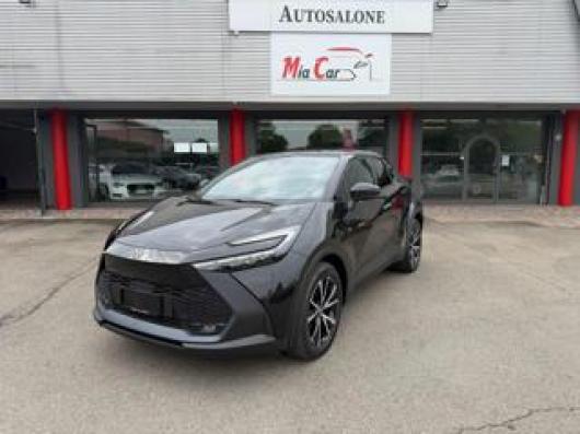 nuovo TOYOTA C HR