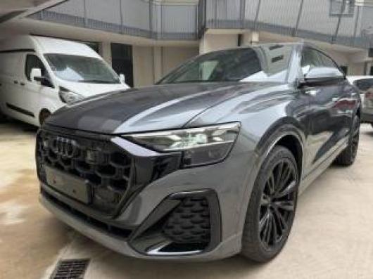 Km 0 AUDI Q8
