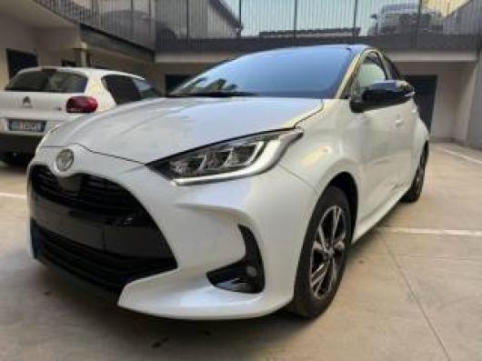 Km 0 TOYOTA Yaris