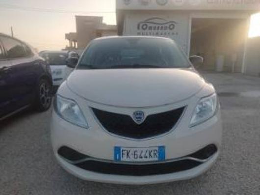 usato LANCIA Ypsilon
