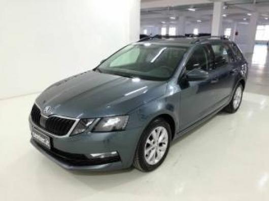 usato SKODA Octavia