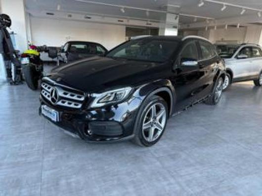 usato MERCEDES GLA 200