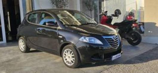 usato LANCIA Ypsilon