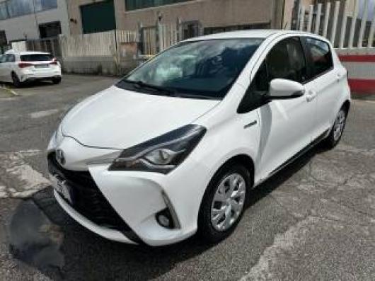 usato TOYOTA Yaris