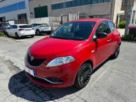 usato LANCIA Ypsilon