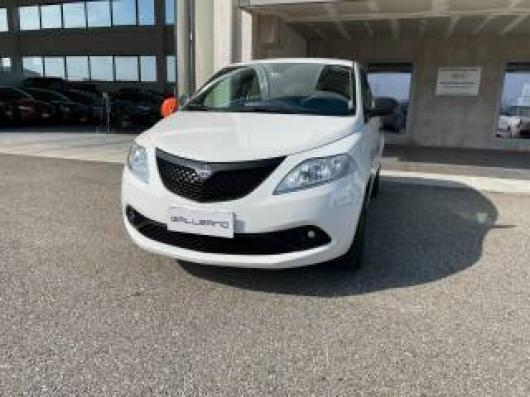 usato LANCIA Ypsilon