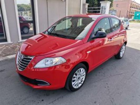 usato LANCIA Ypsilon