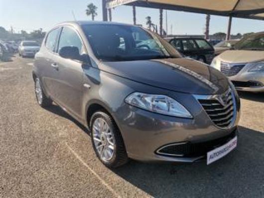 usato LANCIA Ypsilon