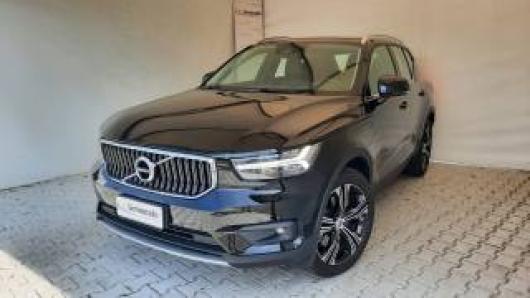 usato VOLVO XC40