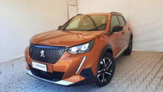 usato PEUGEOT 2008