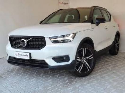 usato VOLVO XC40