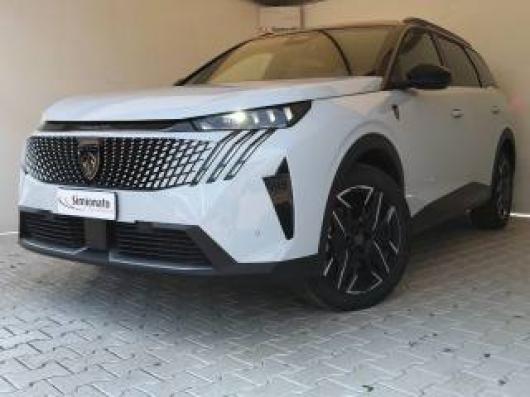 usato PEUGEOT 5008