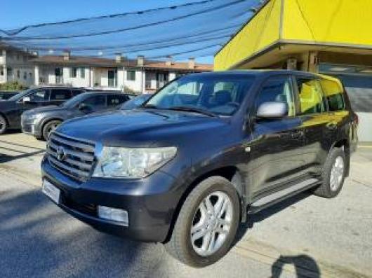 usato TOYOTA Land Cruiser