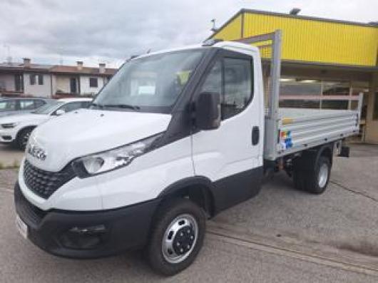 usato IVECO Daily