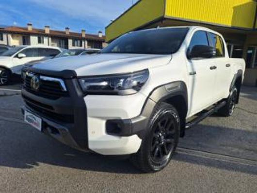 usato TOYOTA Hilux