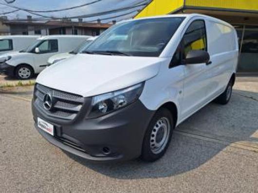 usato MERCEDES Vito