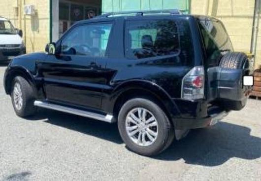 usato MITSUBISHI Pajero