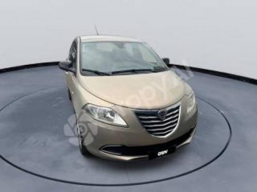 usato LANCIA Ypsilon