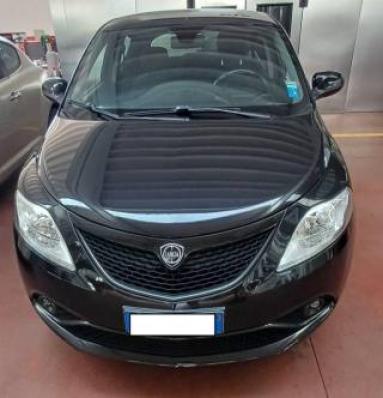 usato LANCIA Ypsilon