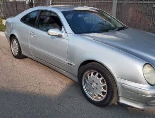usato MERCEDES CLK 200