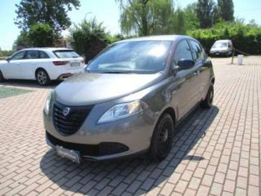 usato LANCIA Ypsilon
