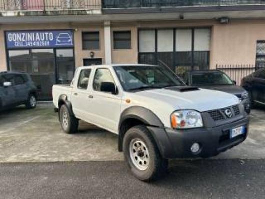 usato NISSAN Navara