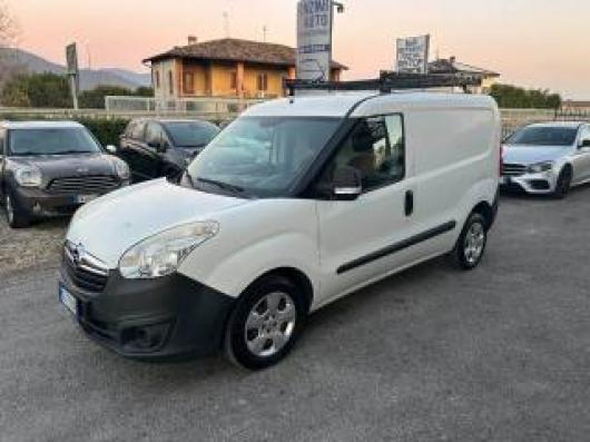 usato OPEL Combo