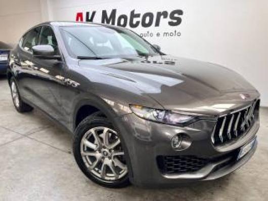 usato MASERATI Levante