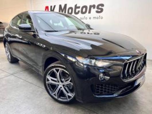 usato MASERATI Levante