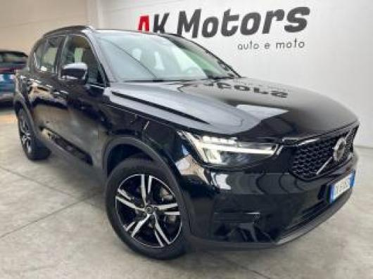 usato VOLVO XC40
