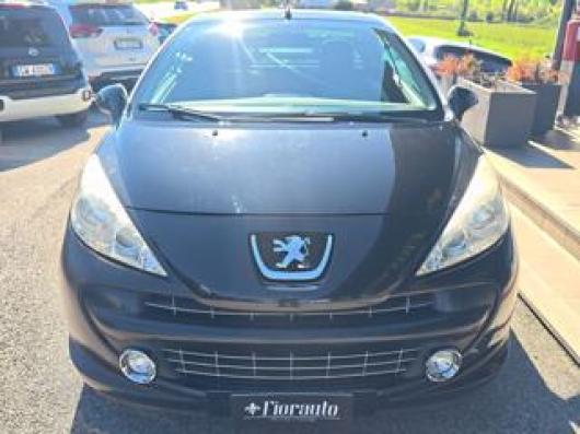usato PEUGEOT 207