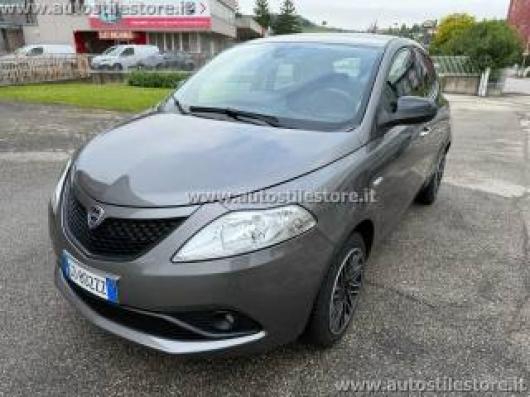 Ypsilon