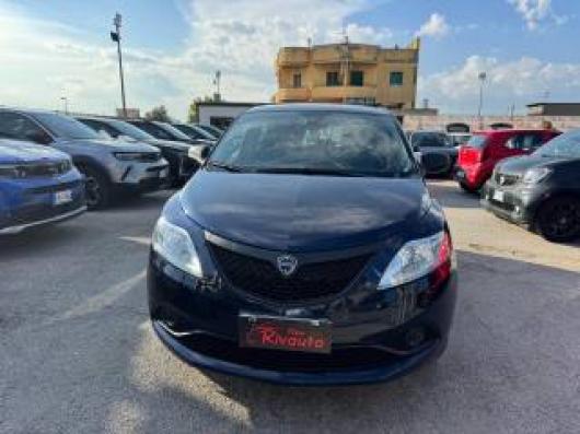 usato LANCIA Ypsilon