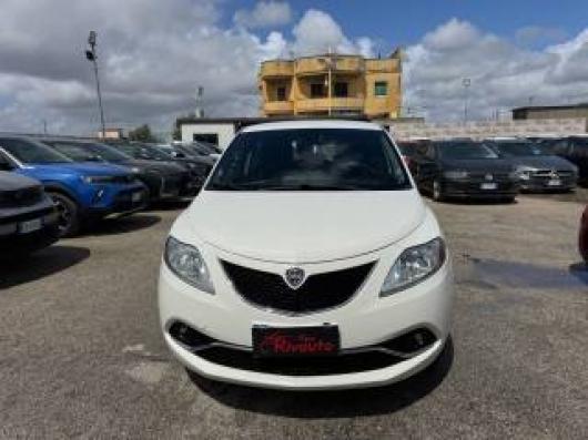 usato LANCIA Ypsilon