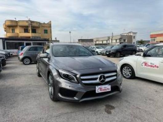 usato MERCEDES GLA 200