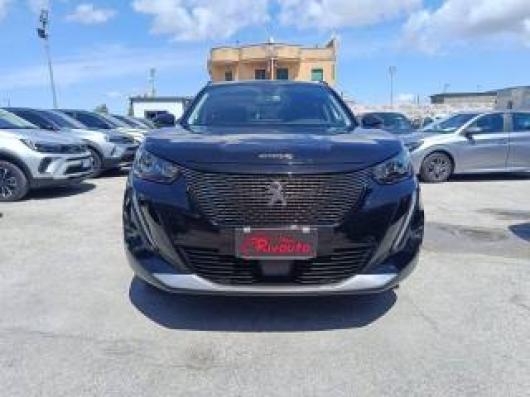 usato PEUGEOT 2008