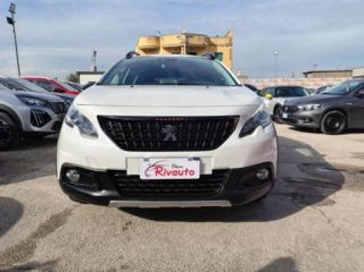 usato PEUGEOT 2008