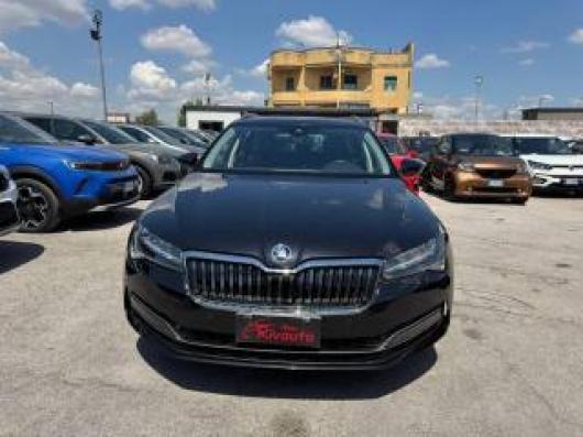 usato SKODA Superb