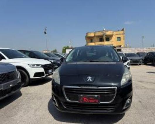 usato PEUGEOT 5008