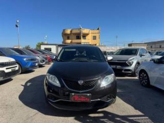 usato LANCIA Ypsilon