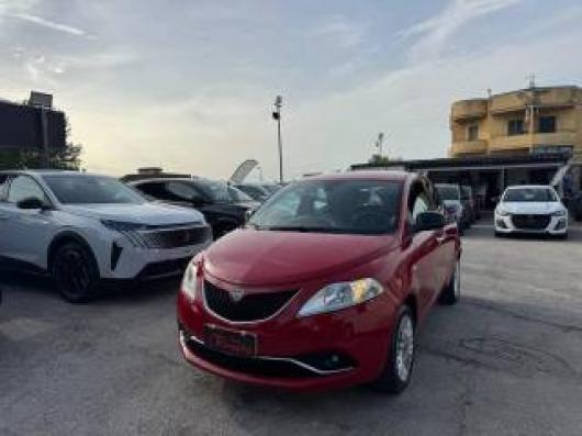 usato LANCIA Ypsilon