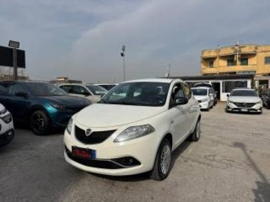 usato LANCIA Ypsilon