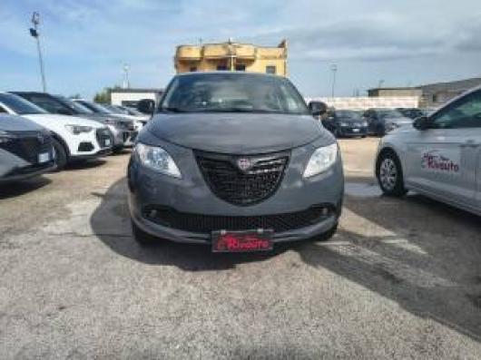 usato LANCIA Ypsilon