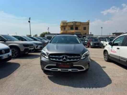 usato MERCEDES GLA 200