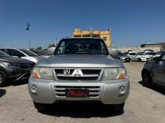 usato MITSUBISHI Pajero