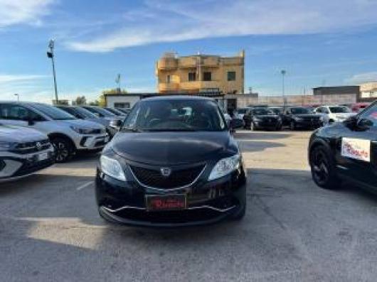 usato LANCIA Ypsilon