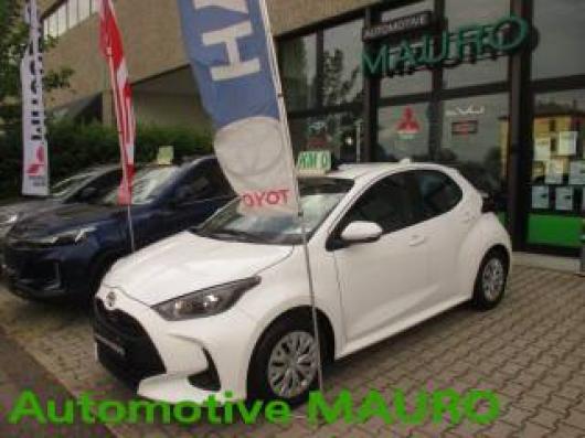 Km 0 TOYOTA Yaris